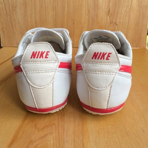 Nike Women's FIVEKAY White/Berry Red Size 8 - Picture 9 of 17